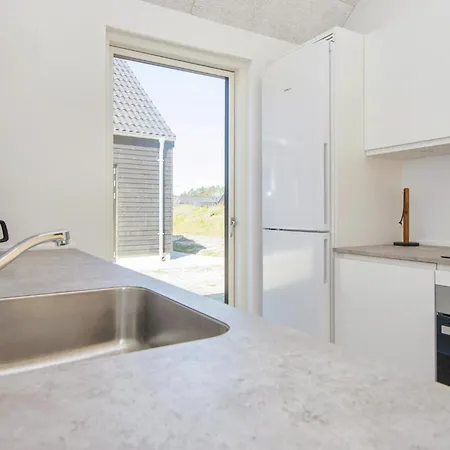 4 Bedroom Amazing In Romo Дом отдыха *