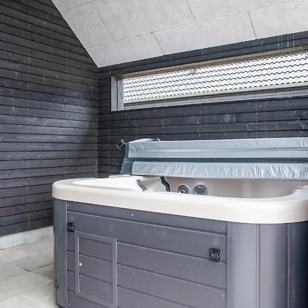 4 Bedroom Amazing In Romo 度假居 *